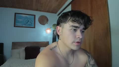 Angel Fox online show from March 5, 7:39 pm