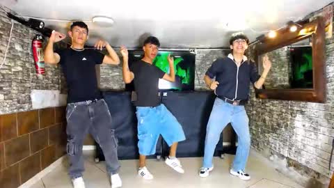 anghelytos online show from October 19, 9:29 pm