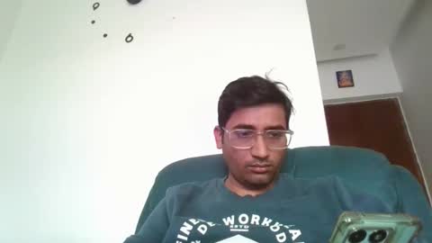 Slave looking for Mistress online show from February 20, 6:26 am