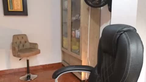 Anndy Hardy online show from November 27, 8:12 pm