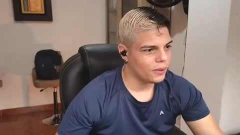 Anndy Hardy online show from December 2, 9:40 pm