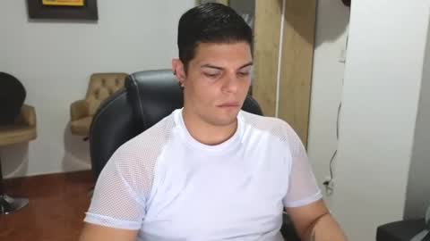 Anndy Hardy online show from November 17, 11:41 pm