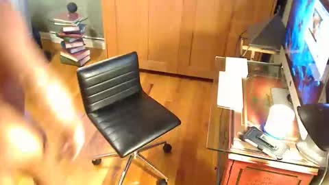 anoaklawnguy online show from April 19, 2:05 pm