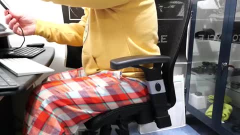 D online show from February 13, 2:44 pm