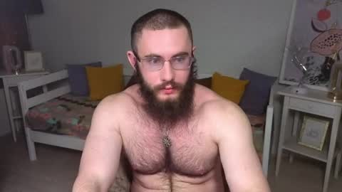 Ant online show from April 14, 6:07 pm