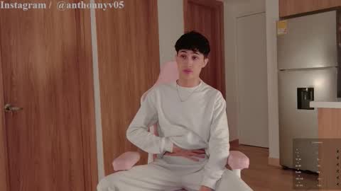 TONY NEW ACCOUNT online show from February 24, 12:34 am