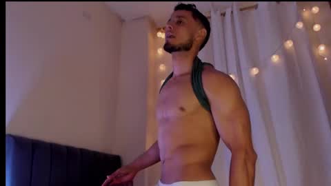 Snapshot of anthony_lewis_ chatting on September 17, 5:19 am Adonys Creeb online show from September 17, 5:19 am