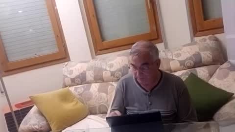 Antonio online show from October 21, 9:28 pm