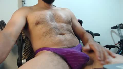 Snapshot of antony_36 chatting on October 6, 3:11 am antony online show from October 6, 3:11 am