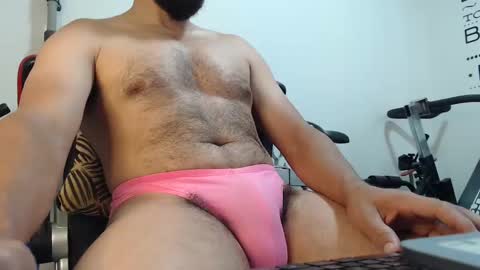 Snapshot of antony_36 chatting on October 10, 12:43 pm antony online show from October 10, 12:43 pm