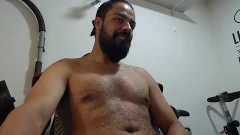 Snapshot of antony_36 chatting on February 23, 12:37 am antony online show from February 23, 12:37 am