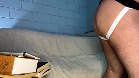 AnuarFox online show from February 6, 7:13 am