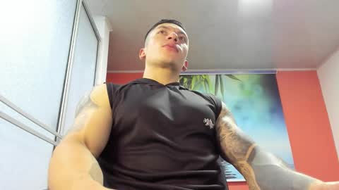 Jonathan online show from February 19, 7:10 pm