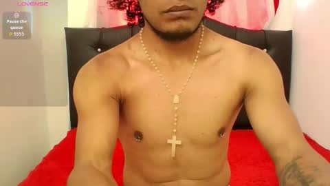 ares_hot_boy online show from January 18, 7:38 pm