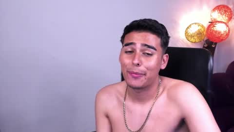 MATTHEW online show from November 6, 7:06 pm