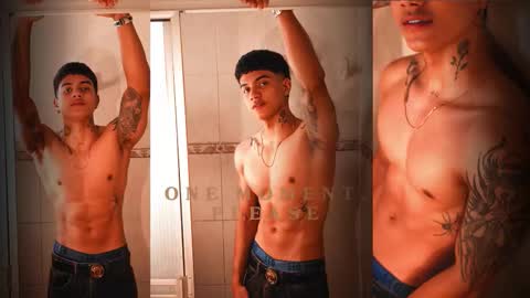 Snapshot of aress444 chatting on October 31, 7:28 pm aress444 online show from October 31, 7:28 pm