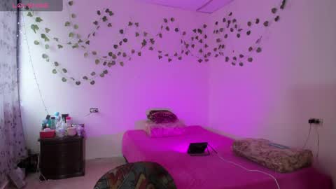 ariel_adan online show from September 17, 6:53 pm