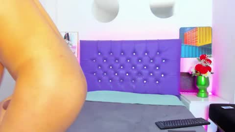 ariel evans69 online show from October 15, 2:13 pm