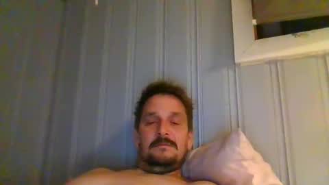 ariparikrigsmann online show from November 4, 9:27 pm