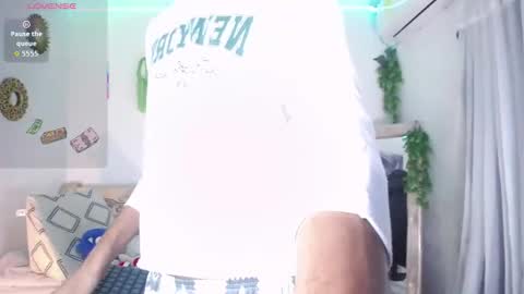 armond online show from February 6, 10:23 am