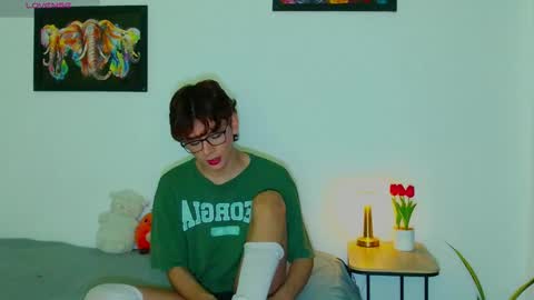 Snapshot of arnold_laurent chatting on October 5, 11:36 am Arnold online show from October 5, 11:36 am