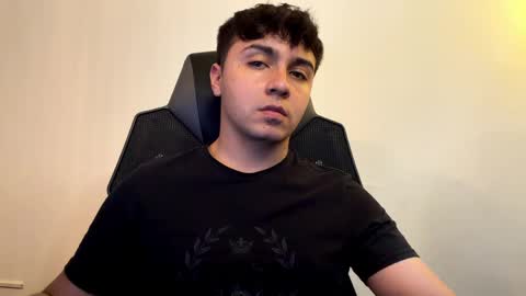 aron__cooper online show from April 18, 9:36 pm