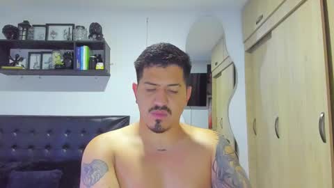 ARON  Independent model  online show from February 18, 1:59 am