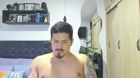 ARON  Independent model  online show from October 24, 2:35 am