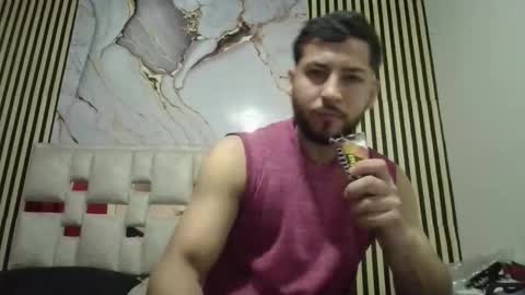 arthur1718 online show from February 3, 2:42 am