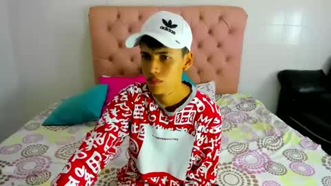 Snapshot of asbeell_grigory chatting on September 22, 8:30 pm asbeell grigory online show from September 22, 8:30 pm