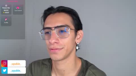 Ash online show from February 26, 5:25 pm