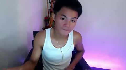 asian_lover05 online show from February 18, 1:26 am