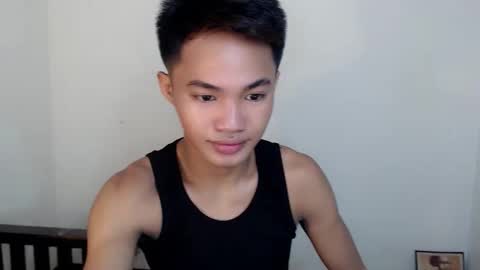 asian_lover05 online show from November 30, 1:07 am