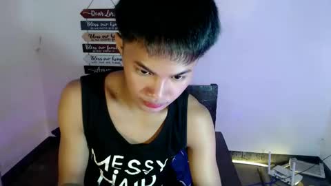 asian_lover05 online show from April 3, 6:26 pm