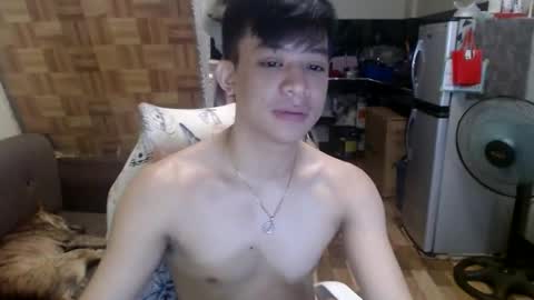 Snapshot of asiandreamboyx chatting on December 19, 4:23 am asiandreamboyx online show from December 19, 4:23 am