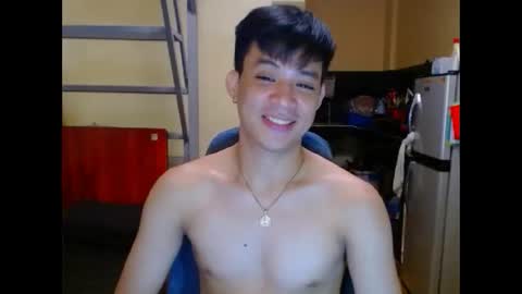 asiandreamboyx online show from December 20, 3:41 pm