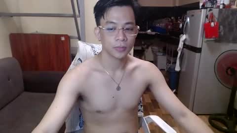 Snapshot of asiandreamboyx chatting on March 11, 11:33 am asiandreamboyx online show from March 11, 11:33 am