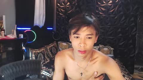 asianfuckertwink online show from November 19, 8:47 am