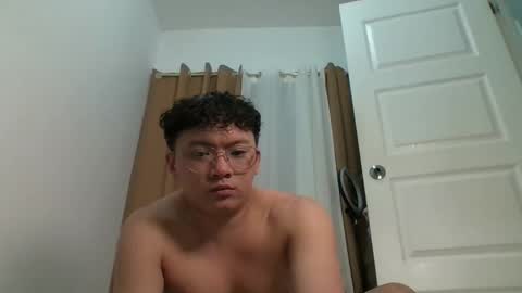 Snapshot of asiangay1209 chatting on September 25, 2:49 pm asiangay1209 online show from September 25, 2:49 pm