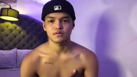 SCOTT online show from April 22, 2:44 pm