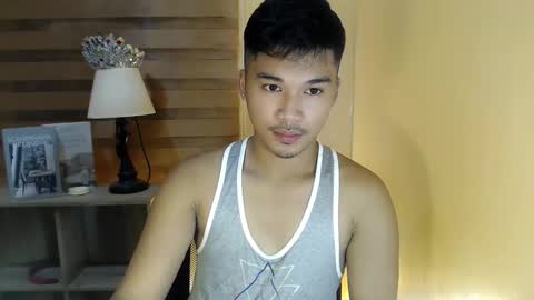asianhunk_jamesx online show from November 18, 11:36 am