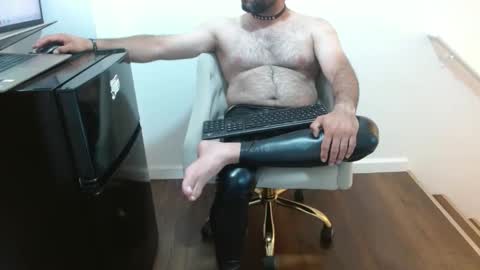 latex online show from September 18, 10:34 pm