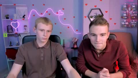 astren online show from February 22, 8:10 pm