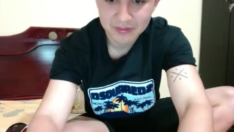 Robin online show from March 17, 11:51 pm