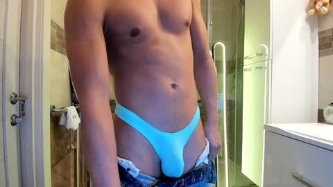 AthleticLoganX online show from January 18, 5:14 am