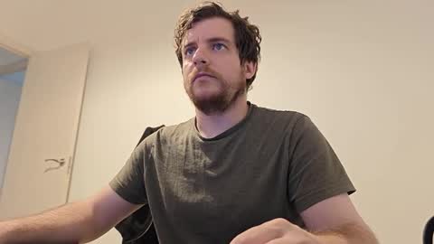 atomicoliver online show from September 26, 10:46 am