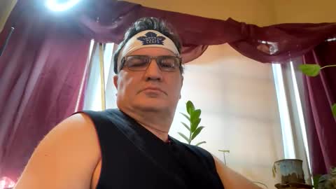 atozzzz online show from November 9, 8:24 pm