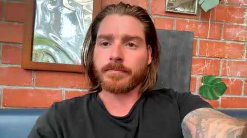 Aussie online show from February 18, 4:32 am