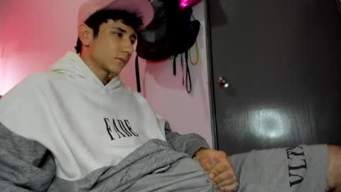 austin1119a online show from January 5, 4:59 pm