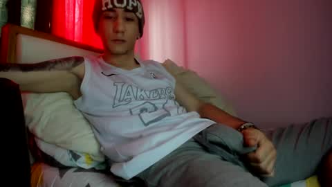 austin1119a online show from December 22, 6:26 pm